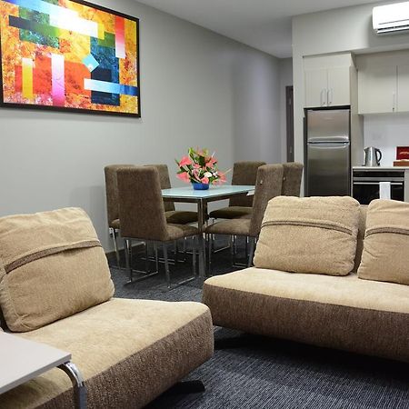 Ratsun Nadi Airport Apartment Hotel Exterior foto
