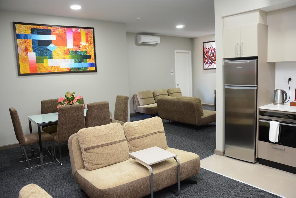 Ratsun Nadi Airport Apartment Hotel Habitación foto