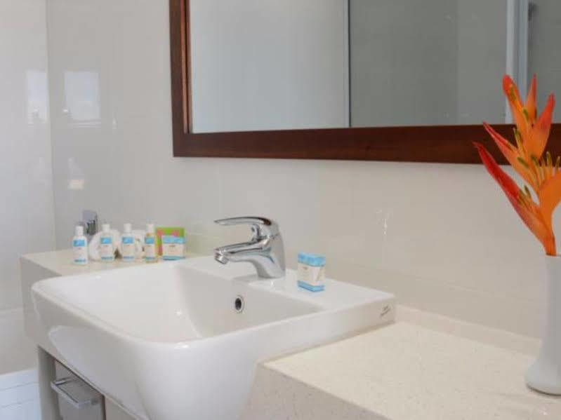 Ratsun Nadi Airport Apartment Hotel Exterior foto